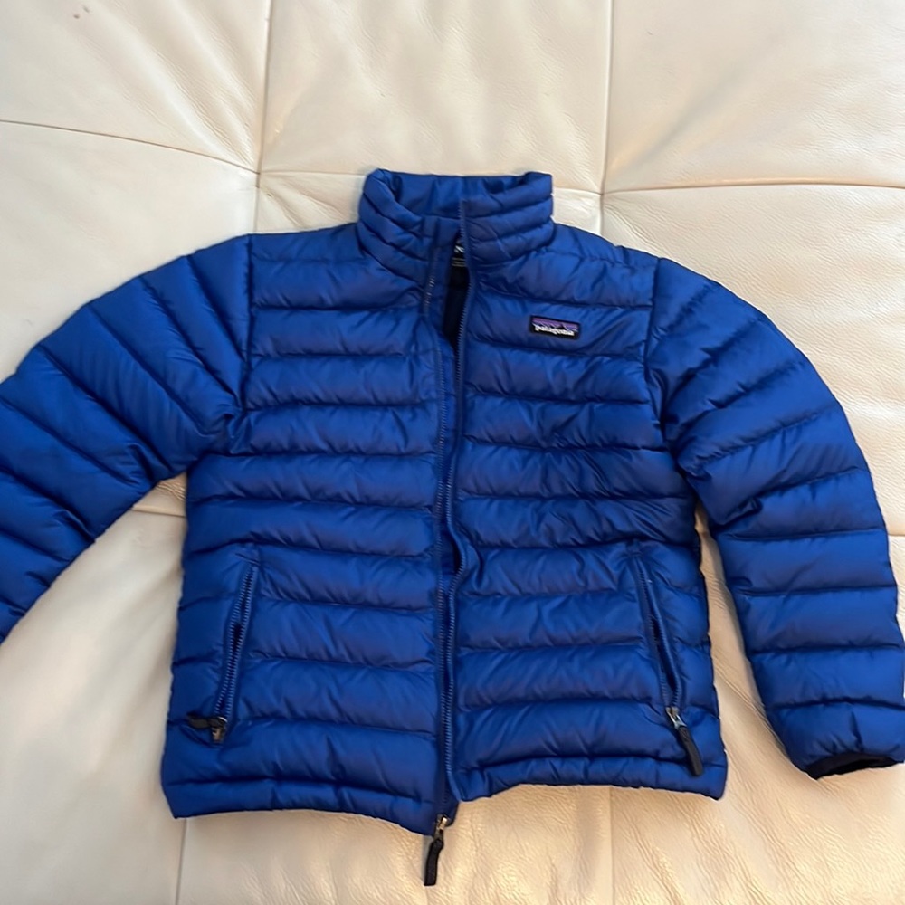 Boys Patagonia Down Sweater Jacket - royal blue size M/10 EUC